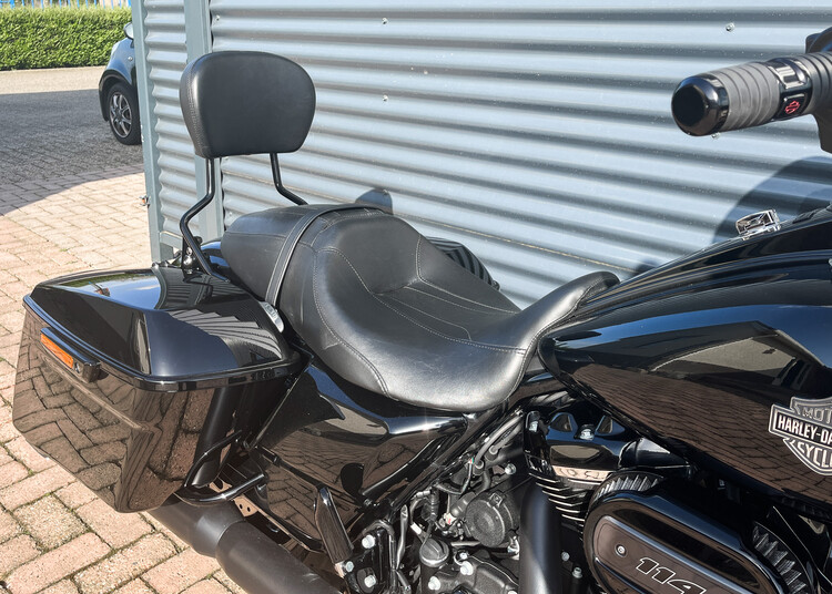 Road King Special FLHRXS 2022
