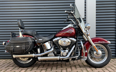 *Heritage Softail Classic 2000 FLSTC
