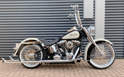 *Softail Deluxe Custom 2007 FLSTN