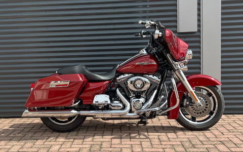 *Street Glide 2009 FLHX