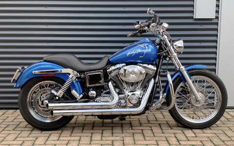 *Super glide 2005 FXD