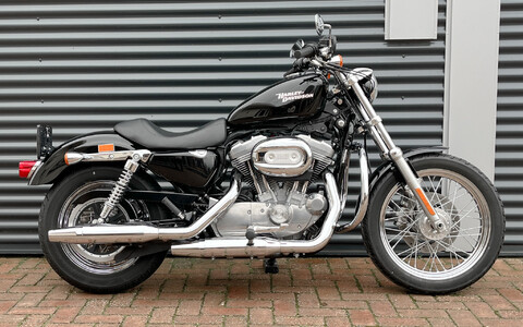 *Sportster XL883 2009