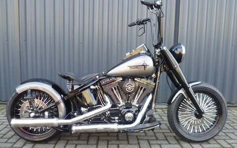 SOUTH-EAST BOBBER GOES USA