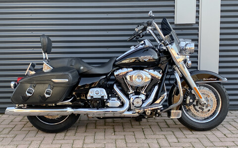 *Road King 2012 FLHRC