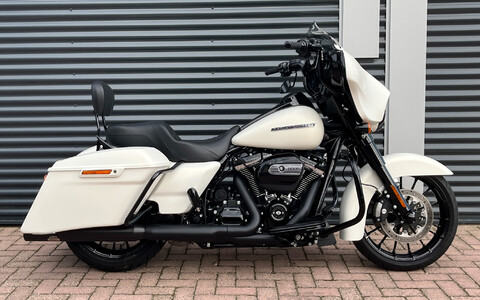 Street Glide  special 2019 FLHXS