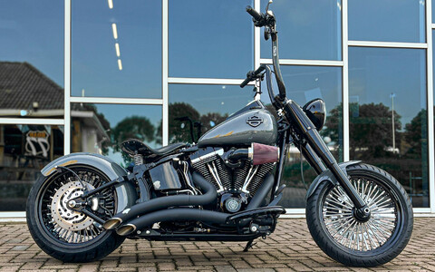 Grey Fatboy bobberstyle custom