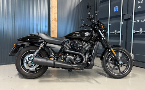 *XG STREET 750 2015