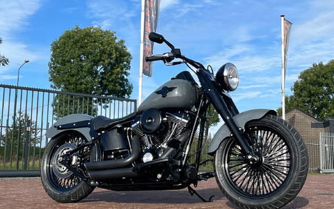 Club Style Street Bob Build - Southeast Custom Cycles Style