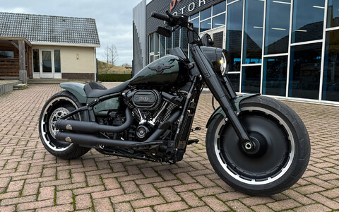 'Furious Forest' Custom Fatboy 2021