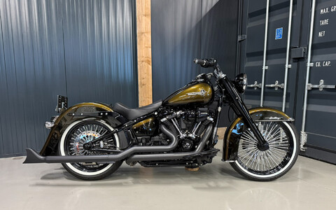 FLHCS Heritage Classic 'Dark Matter' Mexican Style