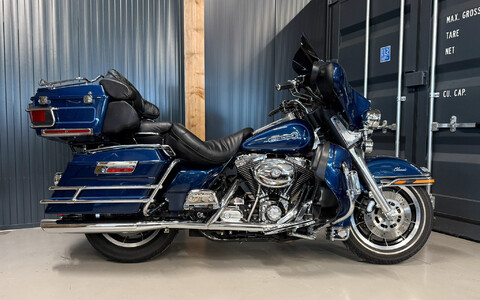 FLHTC Electra Glide Classic 1999