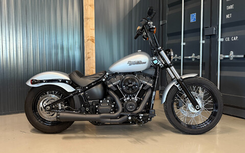 FXBB Street Bob 107 2020