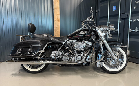 FLHRC Road King 2000