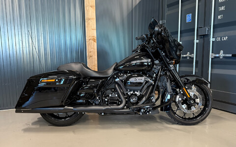 *FLHXS 2020 Street Glide Special 