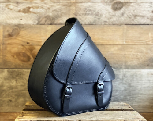 Motortas softail zwart half rond dubbele gesp