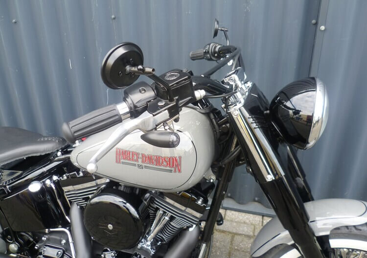 FLSTC Grey Bobber 2007