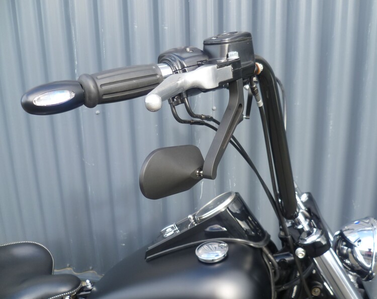 Black bobber 2002