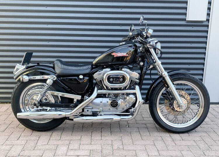 *Sportster XL 883 1999