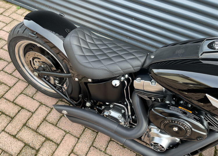 Fatboy Special 103CI 2016 FLSTFB 'Black smoke'