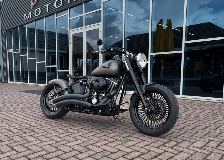 'Galactica' Custom Fatboy 2008