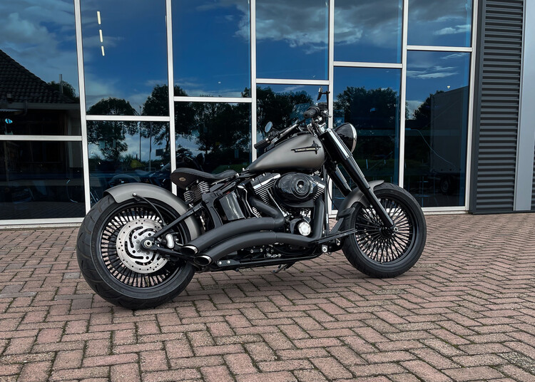 'Galactica' Custom Fatboy 2008