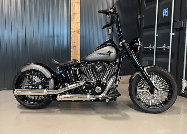 Custom Bobber 2000