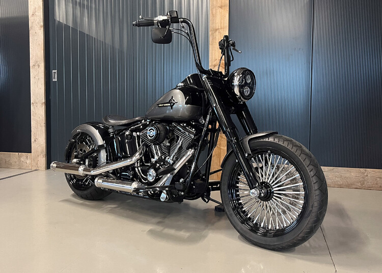 Custom Bobber 2000