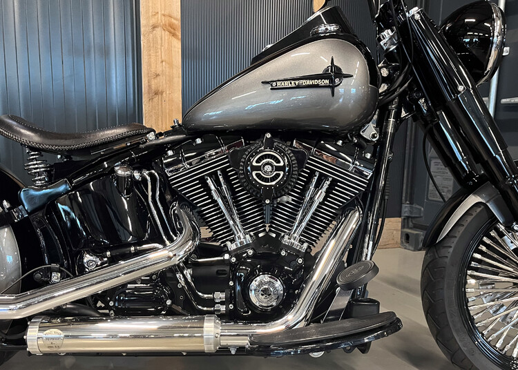 Custom Bobber 2000