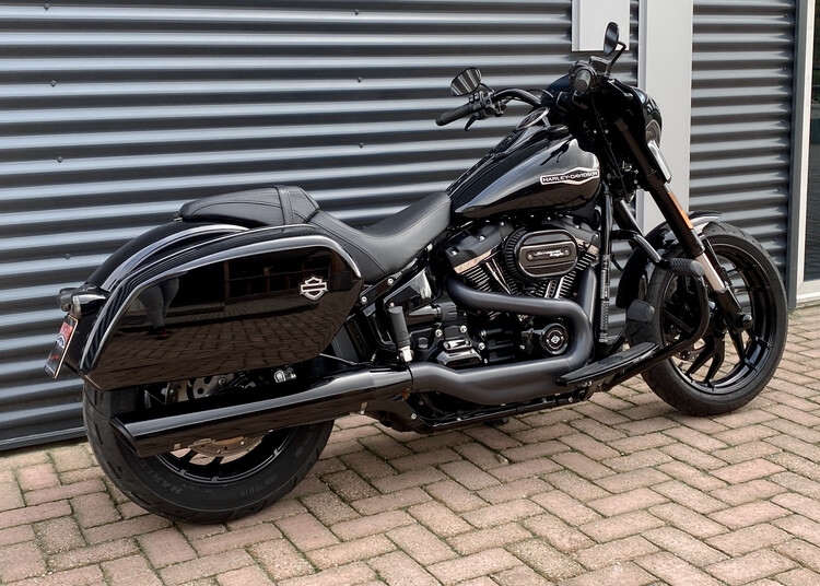 *Softail Sport Glide 2018 FLSB