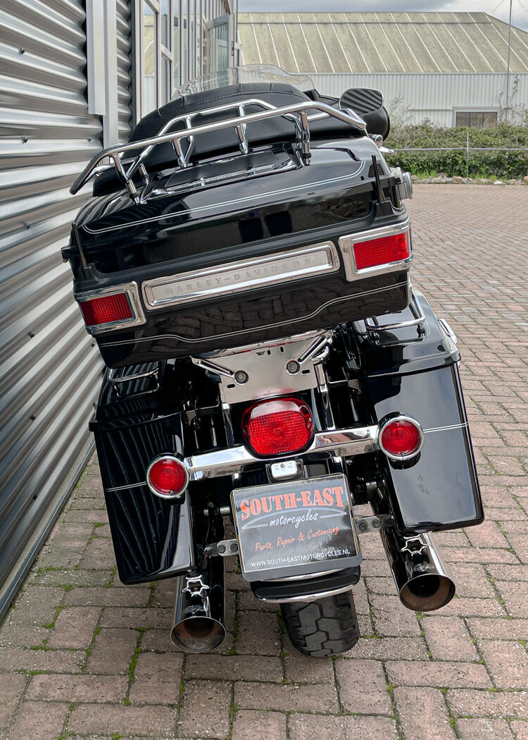 Elektra Glide Ultra Classic 2004 FLHTCUI