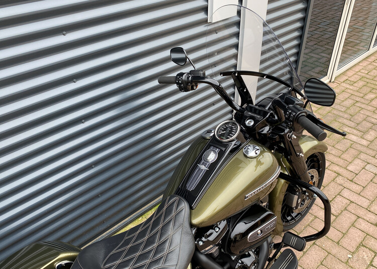 *Road King Special 2017 FLHRS