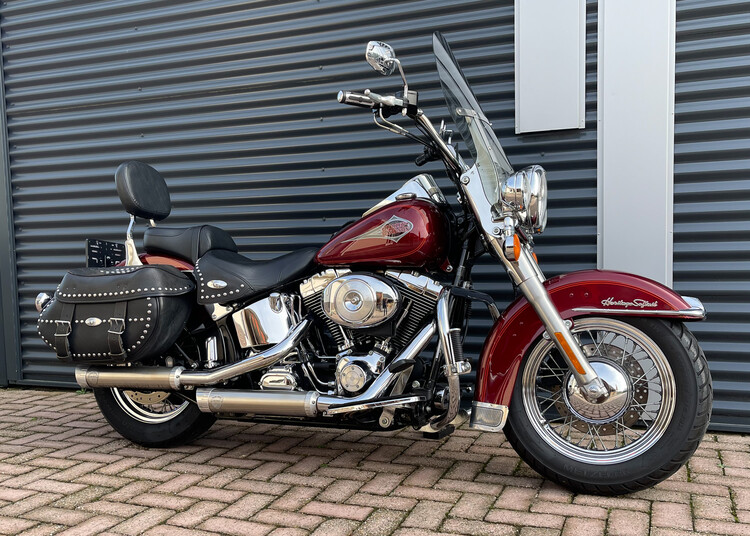 *Heritage Softail Classic 2000 FLSTC
