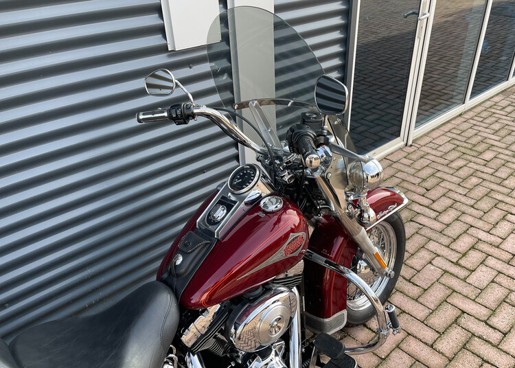 *Heritage Softail Classic 2000 FLSTC