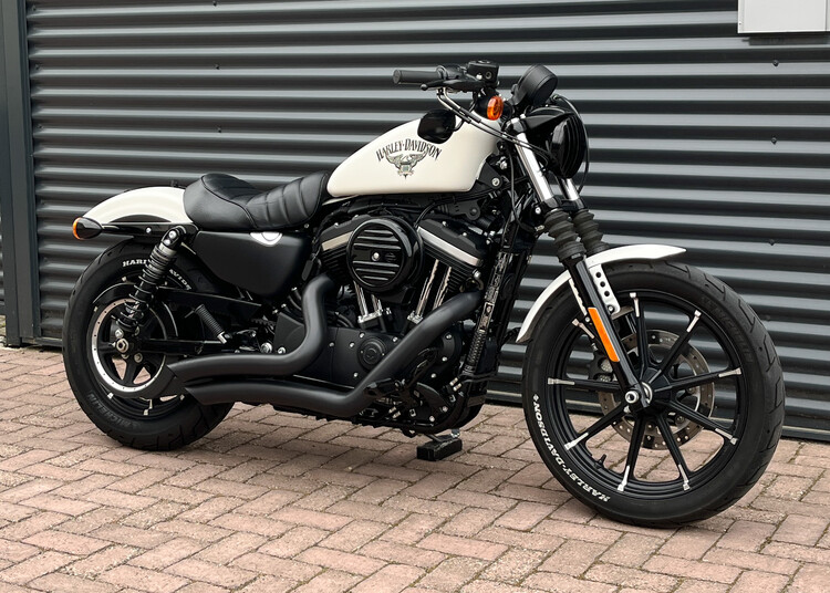 *Sportster Iron 2017 XL 883 N