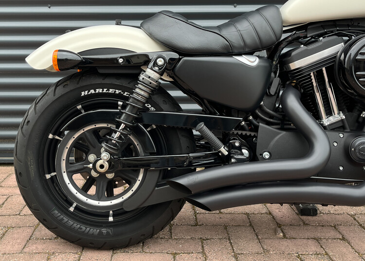 *Sportster Iron 2017 XL 883 N