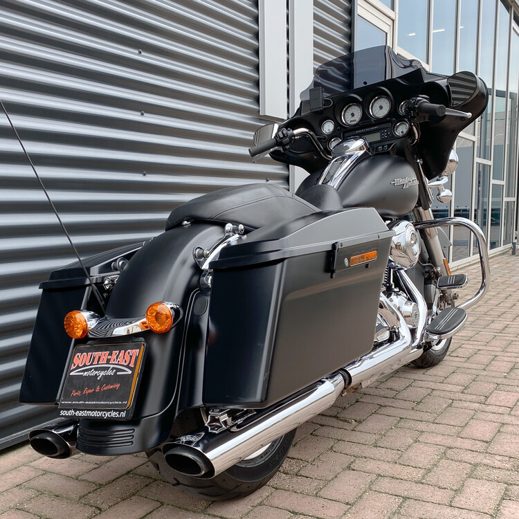 *Street Glide 2011 FLHX
