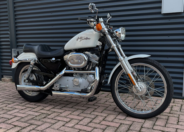 *Sportster XL 53 Custom 883cc