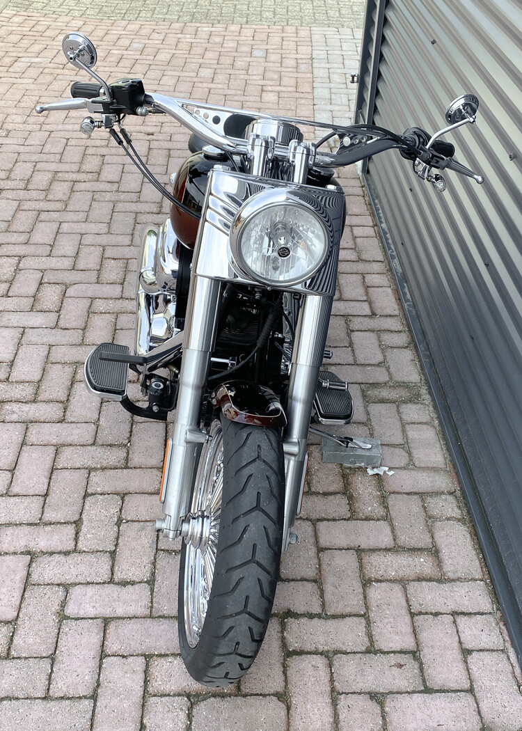 *Fatboy custom 2008 flstf