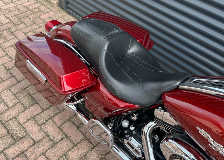 *Street Glide 2009 FLHX