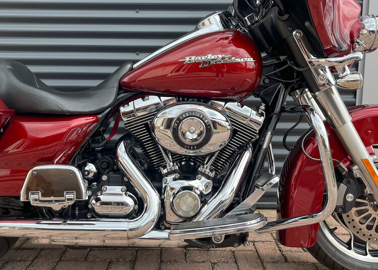 *Street Glide 2009 FLHX