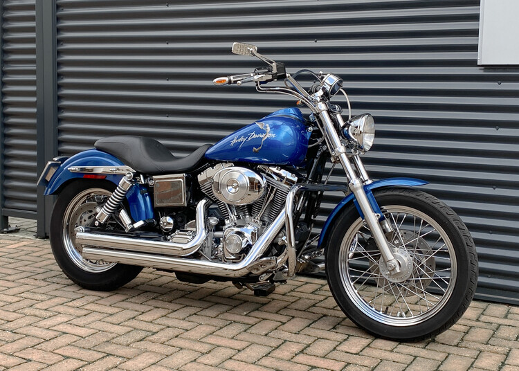 *Super glide 2005 FXD