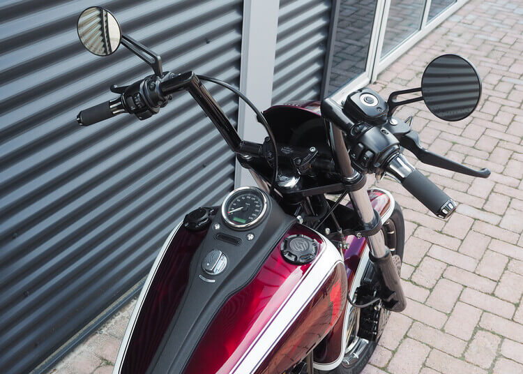 *Street bob FXDB 2006