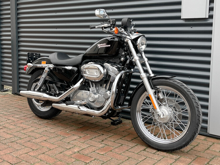 *Sportster XL883 2009