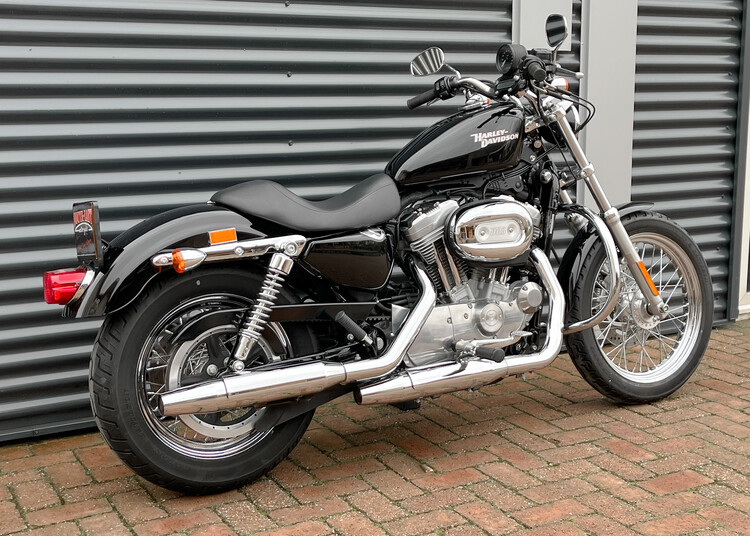 *Sportster XL883 2009