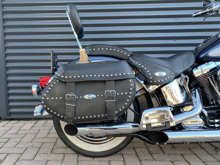 *Heritage softail classic 2001 flstc