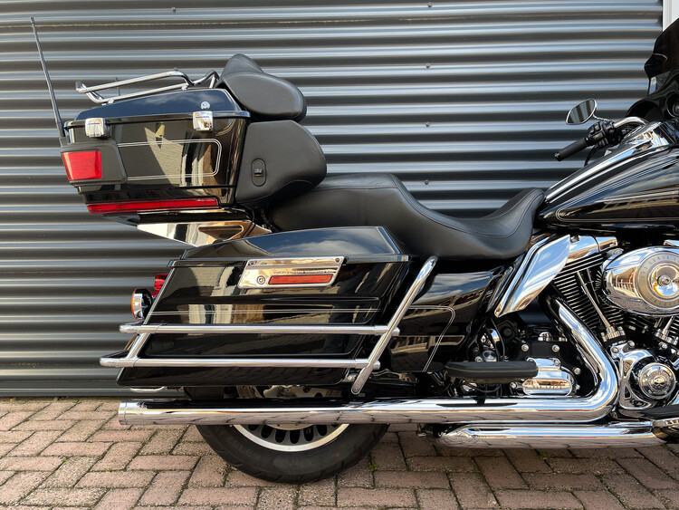 *Elektra Ultra Glide Classic 2010 FLHTCUI
