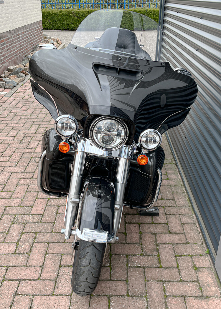*Elektra glide ultra limited 2019 FLHTK