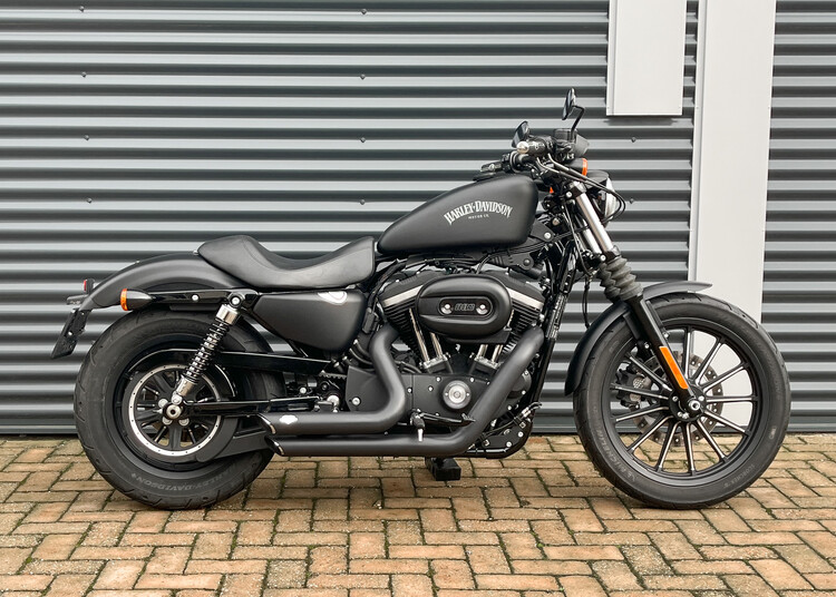 *Sportster iron 2015 XL883N