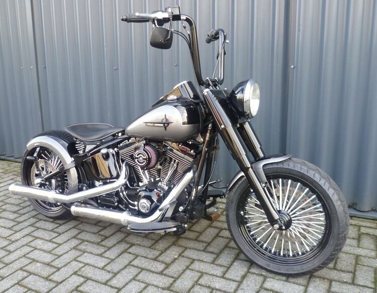 SOUTH-EAST BOBBER GOES USA