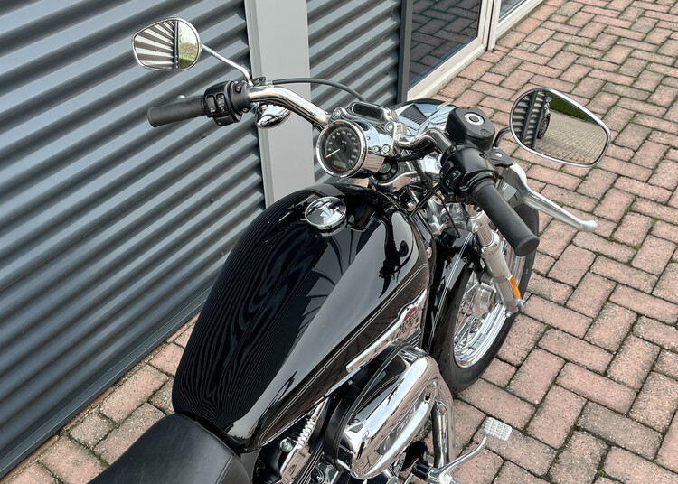 *Sportster XLH 1200 Custom 2013